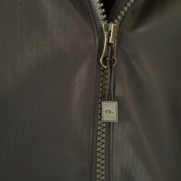 SOLD Women's Northlake Roots 73  Insulated Jacket with Removable Hood - Picture 6 of 11